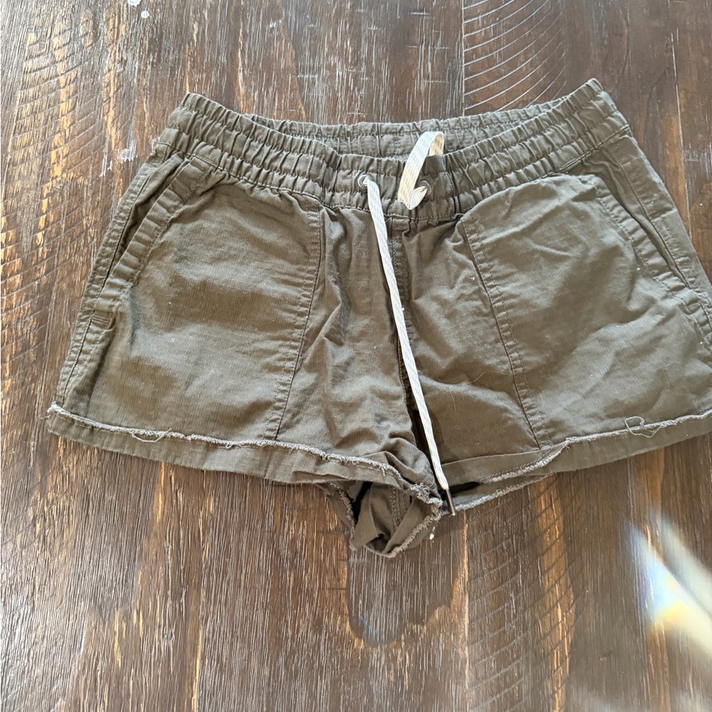 Vuori Olive Green Athletic Drawstring Shorts